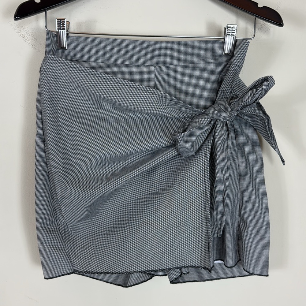 NWT FP‎ Movement Black and White Houndstooth Skort Size Large